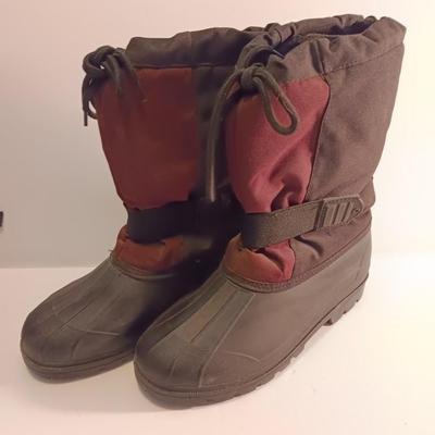 Original Rugged Outback Women's Snow Boots Size 6 made in Canada