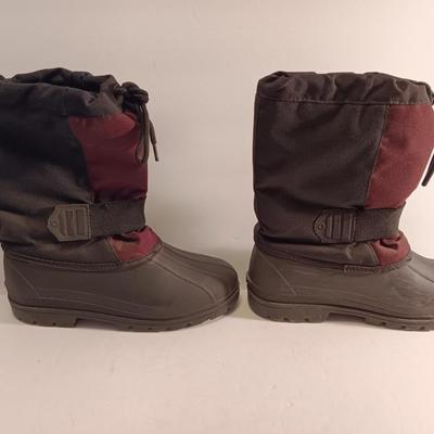 Original Rugged Outback Women's Snow Boots Size 6 made in Canada
