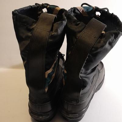 Steel shank Snow Boots size 9