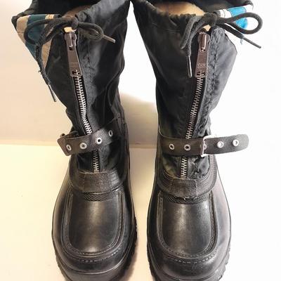 Steel shank Snow Boots size 9