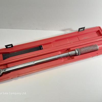 MAC Tools TW150FR Click-Type Torque Wrench 150 Ft-lb 1/2" Drive Ratchet w/Case.