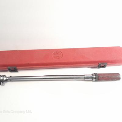 MAC Tools TW150FR Click-Type Torque Wrench 150 Ft-lb 1/2" Drive Ratchet w/Case.