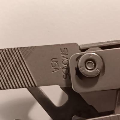 Nice GERBER multi tool knife with belt case