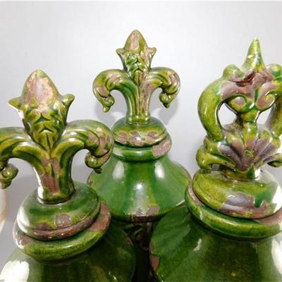 5 Set of 3 Ceramic Green and Black Fleur De Lis Canisters 15
