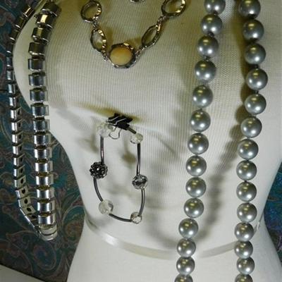 7 Better Jewelry Bulk Lot Deal ~ Necklaces & Bracelets