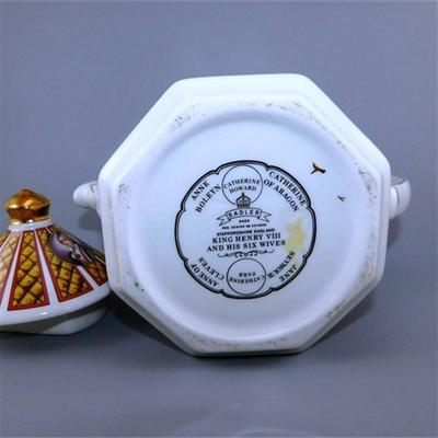 20 6" Sadler King Henry VIII and His Six Wives Tea Pot
