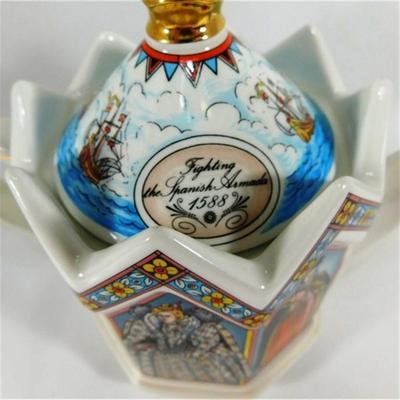 38 6" Sadler Elizabeth I Queen England Teapot
