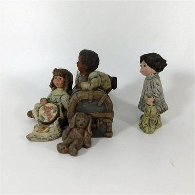 49 3 1/4" Sarah's Attic Lot of 5 - Children and Extras