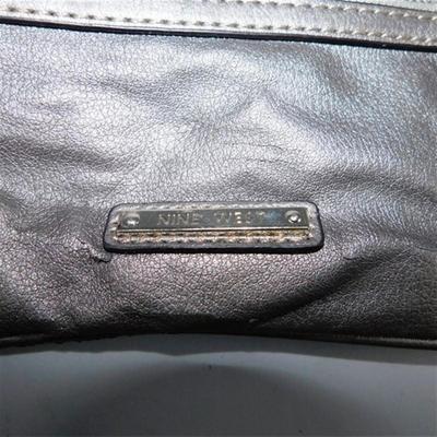 51 Nine West Metallic Gray Leather Cross Body Adjustable Strap PurseÂ ~ Looks New ~ No Wear