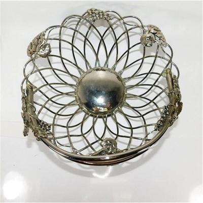 71 10 1/2" (with handle) Vintage Godinger Silverplated Grape Vine Centerpiece Basket Open Weave