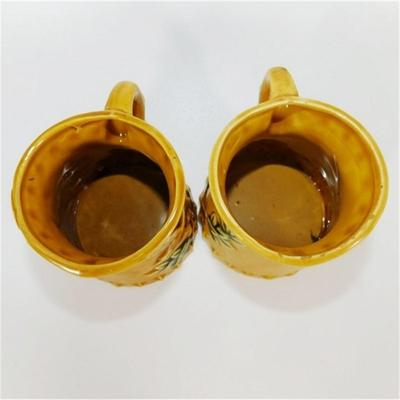 84 Chadwick Measuring Cup Set with Wood Hanger (Has 2 1/2 Cup & 2 1/8 Cup)