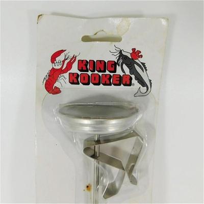 101 Kitchen Lot Sifter/Cookie Cutters and More