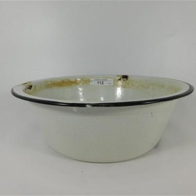 112 9" Enamelware Bowl