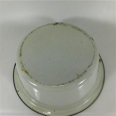 112 9" Enamelware Bowl