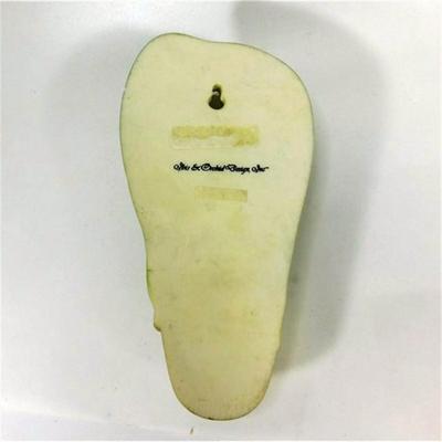 114 7 1/2" Ibis & Orchard Wall Pocket