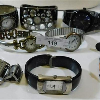 119 Fashion Watches Bulk Deal ~ 12 Watches