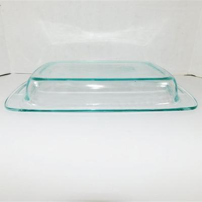 120 Pyrex 9 x 13 3QT Pan with Handles and Lid. Includes Oven Mitten and Silicone Square