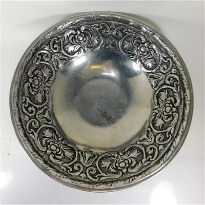 145 12 1/2" The Wilton Company Decorative Bowl