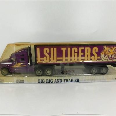 150 15" Jenkins Enterprises Game Day Outfitters LSU Tigers 18 Wheeler