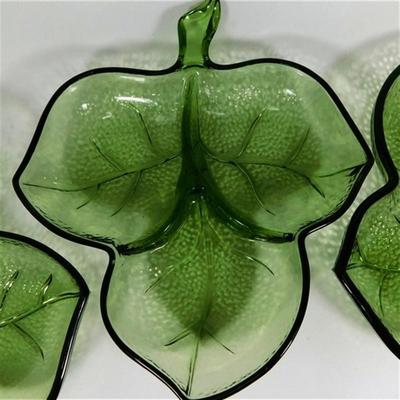 156 8" Lot of 3 Leaf Shaped Divided Trays