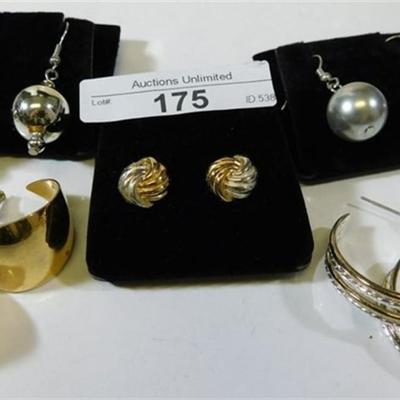 174 Fashion Jewelry Bulk Deal ~ Earrings