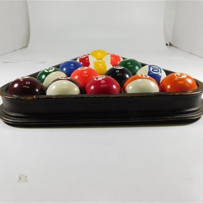 187 12" Cue Ball Wall Plaque
