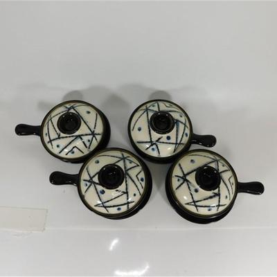 188 Lot of 4 Stoneware Lidded Ramekins with Saucer