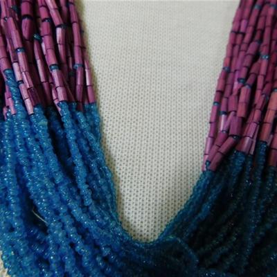 193a Vintage Matt Beaded Swing Necklace