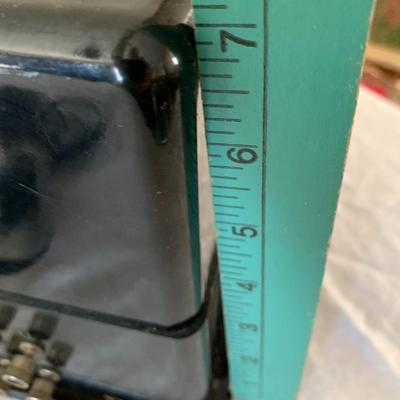 vINTAGE LIONEL TYPE v 150 watt 115v trainmaster Untested