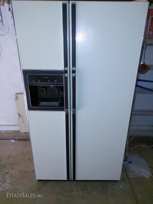 Refrigerator/Freezer, Kenmore 27