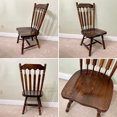 Vtg. Seven (7) Piece Solid Wood Dining Room Table & Chairs ~ * Read Details