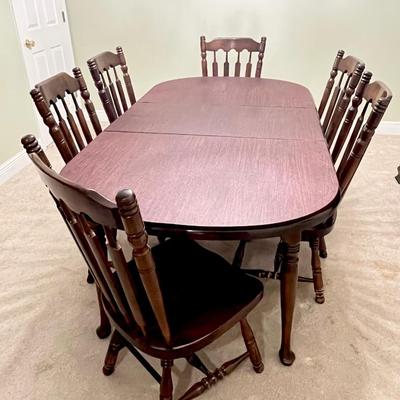 Vtg. Seven (7) Piece Solid Wood Dining Room Table & Chairs ~ * Read Details