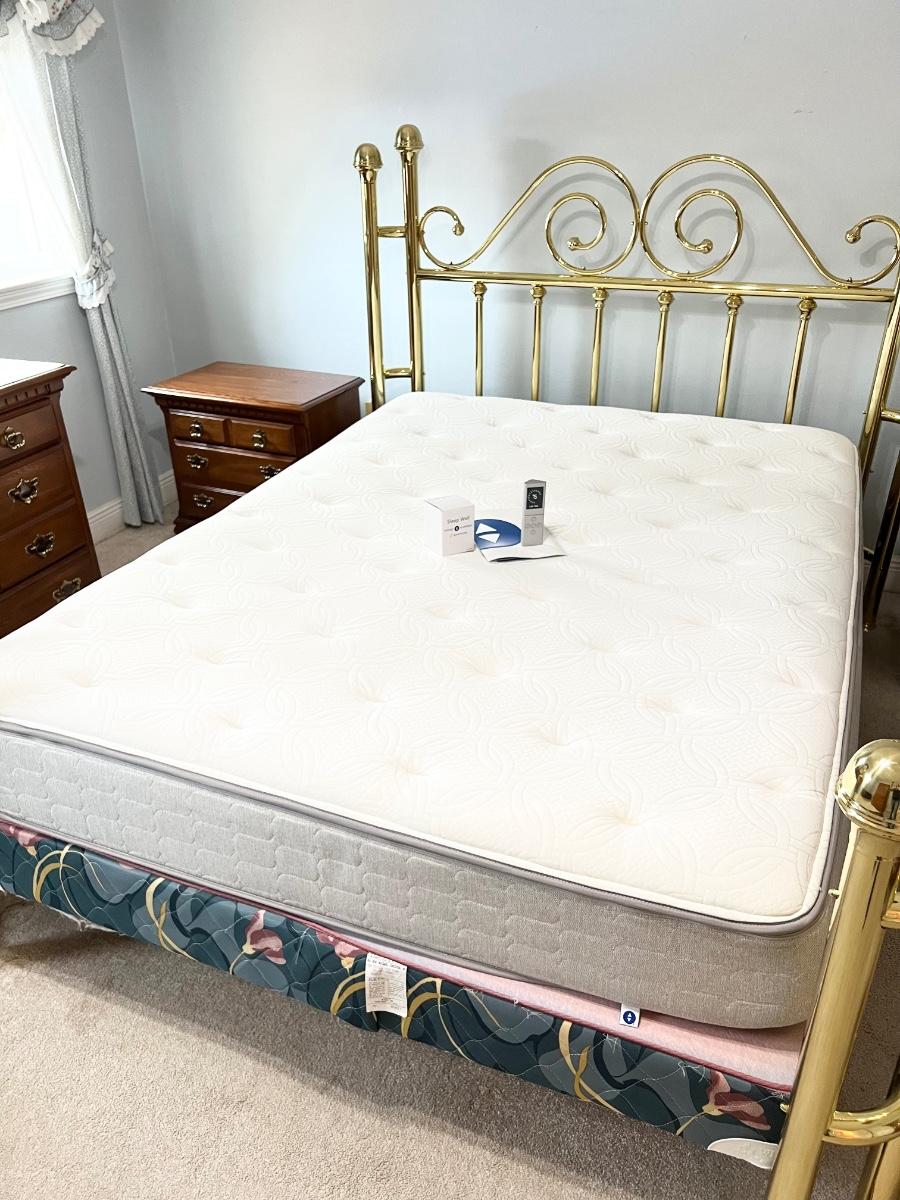 Sleep Number Queen Size Mattress Price SLEEP NUMBER ~ Queen Size Adjustable Mattress | EstateSales.org