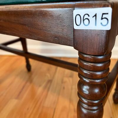 Vintage Vanity / Sewing Bench