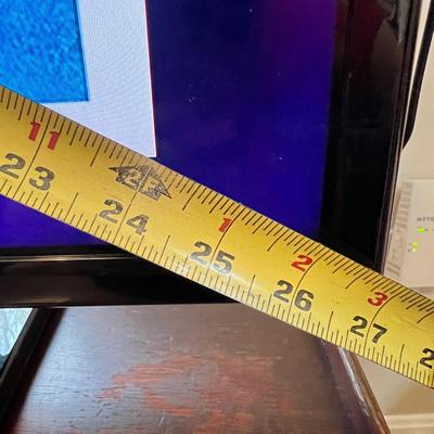 26" Samsung TV With Roku Streaming Stick