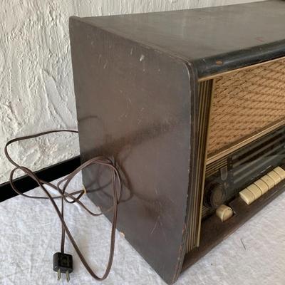 Vintage Kaiser radio