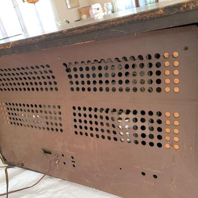 Vintage Kaiser radio