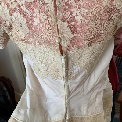 Vintage 1950's wedding dress size small