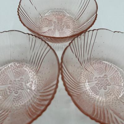 Vintage Pink Depression Glass (7)