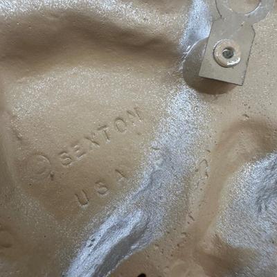 SEXTON Cast Metal Wall Hangings (4)