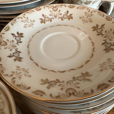 HARMONY HOUSE China Classique
