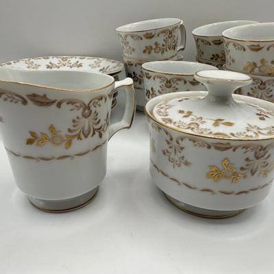 HARMONY HOUSE China Classique
