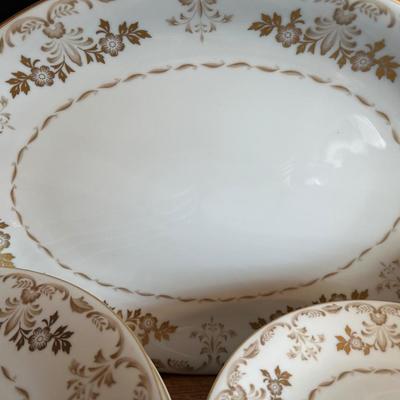HARMONY HOUSE China Classique