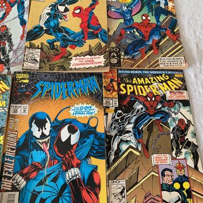 Spiderman Comics Lot of 8 books