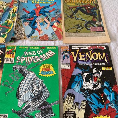 Web of Spiderman comics With Venom Lot of 8