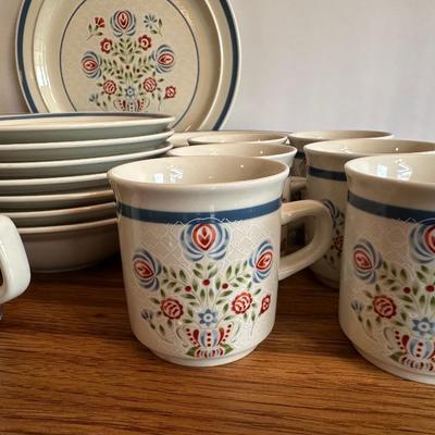 Sun Fashion Stoneware Dish Set