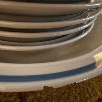 Sun Fashion Stoneware Dish Set