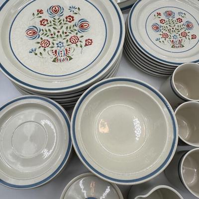 Sun Fashion Stoneware Dish Set