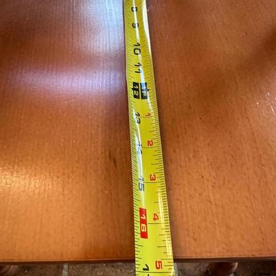 Table W/ Leaf & (6) Chairs