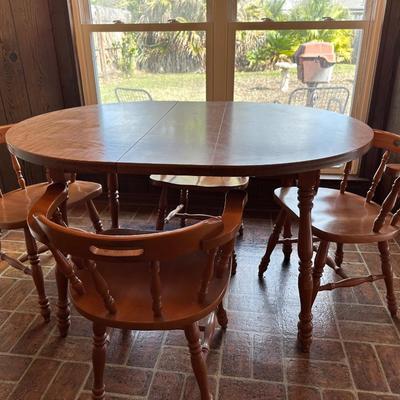 Table W/ Leaf & (6) Chairs